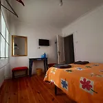 Habitación en casa particular En El Atico De Tona Mirando A La Bahia De