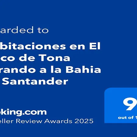 En El Atico De Tona Mirando A La Bahia De *