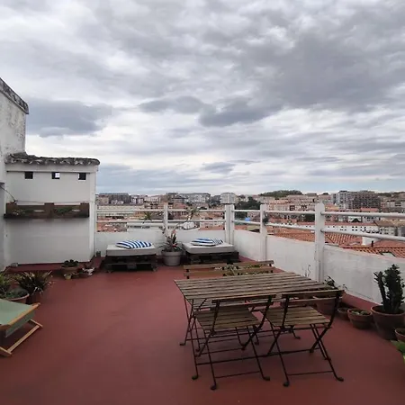 En El Atico De Tona Mirando A La Bahia De Ubytování v soukromí *