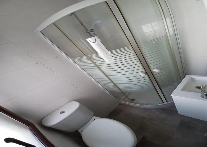 En El Atico De Tona Mirando A La Bahia De Séjour chez l'habitant