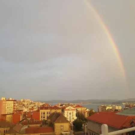 En El Atico De Tona Mirando A La Bahia De Santander