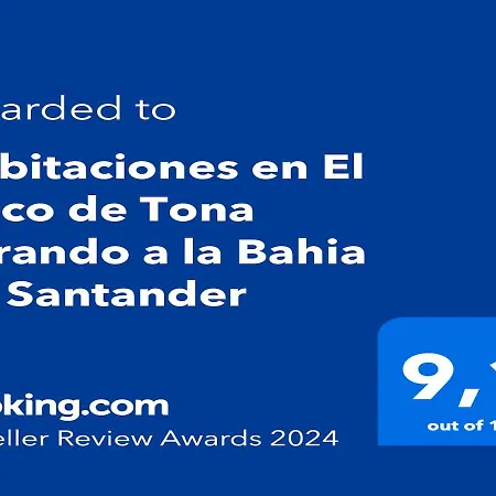 En El Atico De Tona Mirando A La Bahia De